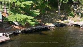 334 HEALEY LAKE | Carling Ontario | Slide Image Thirty-five