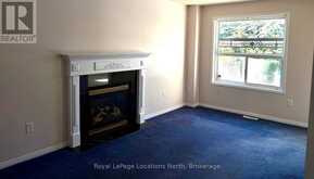 24 MERGANSER COURT | Barrie Ontario | Slide Image Four