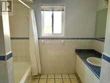 24 MERGANSER COURT | Barrie Ontario | Slide Image Six