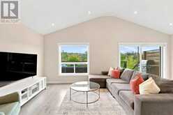 558 STARWOOD DRIVE | Guelph Ontario | Slide Image Fourteen