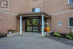 306 - 4 BECK BOULEVARD | Penetanguishene Ontario | Slide Image Three