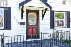 337 COLBORNE STREET W | Orillia Ontario | Slide Image Three