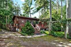 24 FERNANNE DRIVE | Tiny Ontario | Slide Image One