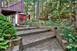 24 FERNANNE DRIVE | Tiny Ontario | Slide Image Five