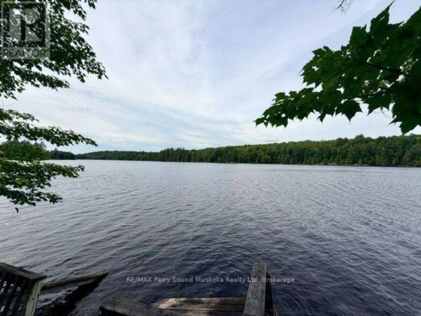 220 EAST WHALLEY LAKE ROAD E, Magnetawan, Ontario P0A 1P0