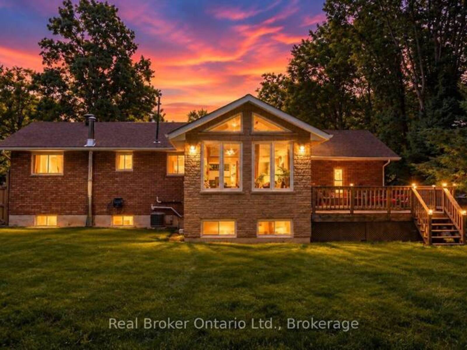 16 MUNDY AVENUE, Tiny, Ontario L9M 0B5