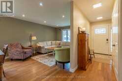 17 HART COURT | Huntsville Ontario | Slide Image Nine