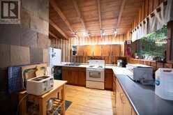 4943 KENNISIS LAKE ROAD DRIVE | Haliburton Ontario | Slide Image Nine