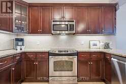 61 SUMMIT RIDGE DRIVE | Guelph Ontario | Slide Image Nine