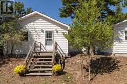 1378 2ND AVENUE S | Sauble Beach Ontario | Slide Image Ten