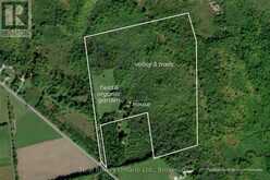 46447 OLD MAIL ROAD | Meaford Ontario | Slide Image Eighteen