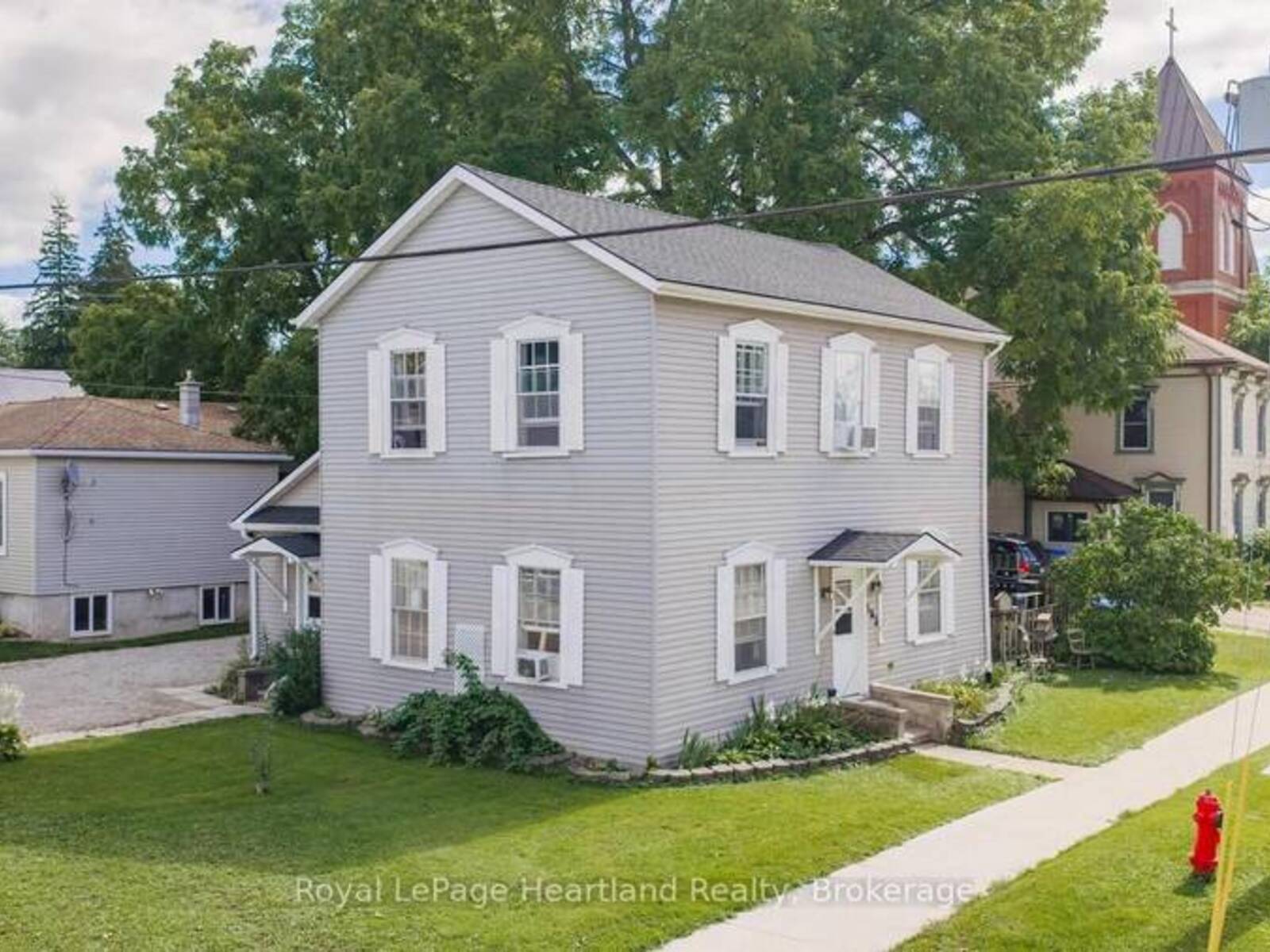 103 JAMES Street, Clinton, Ontario N0M 1L0