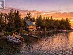 79 & 79A ZINKAN ISLAND Miller Lake Ontario, N0H 1Z0