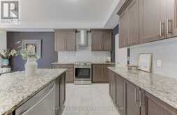 428 FREURE DRIVE | Cambridge Ontario | Slide Image Fifteen