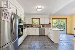1045 NARROWS ROAD | Gravenhurst Ontario | Slide Image Eight