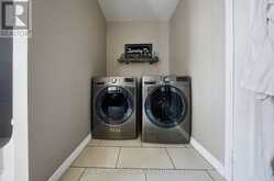 11 DUNDAS STREET W | Paris Ontario | Slide Image Nineteen