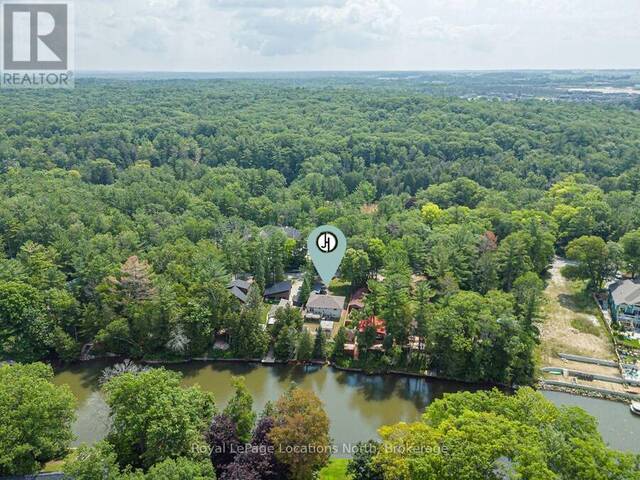 26 STROUD CRESCENT Wasaga Beach Ontario, L9Z 2T5 - 4 Bedrooms Waterfront Home For sale