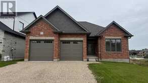 25 AVERY PLACE | Perth East Ontario | Slide Image One