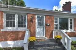 28 BORLAND STREET W | Orillia Ontario | Slide Image Two