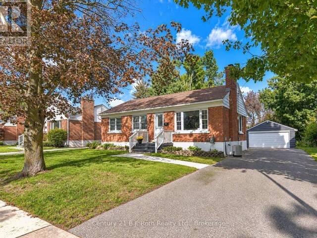 28 BORLAND STREET W Orillia Ontario, L3V 3R5 - 4 Bedrooms Home For Sale