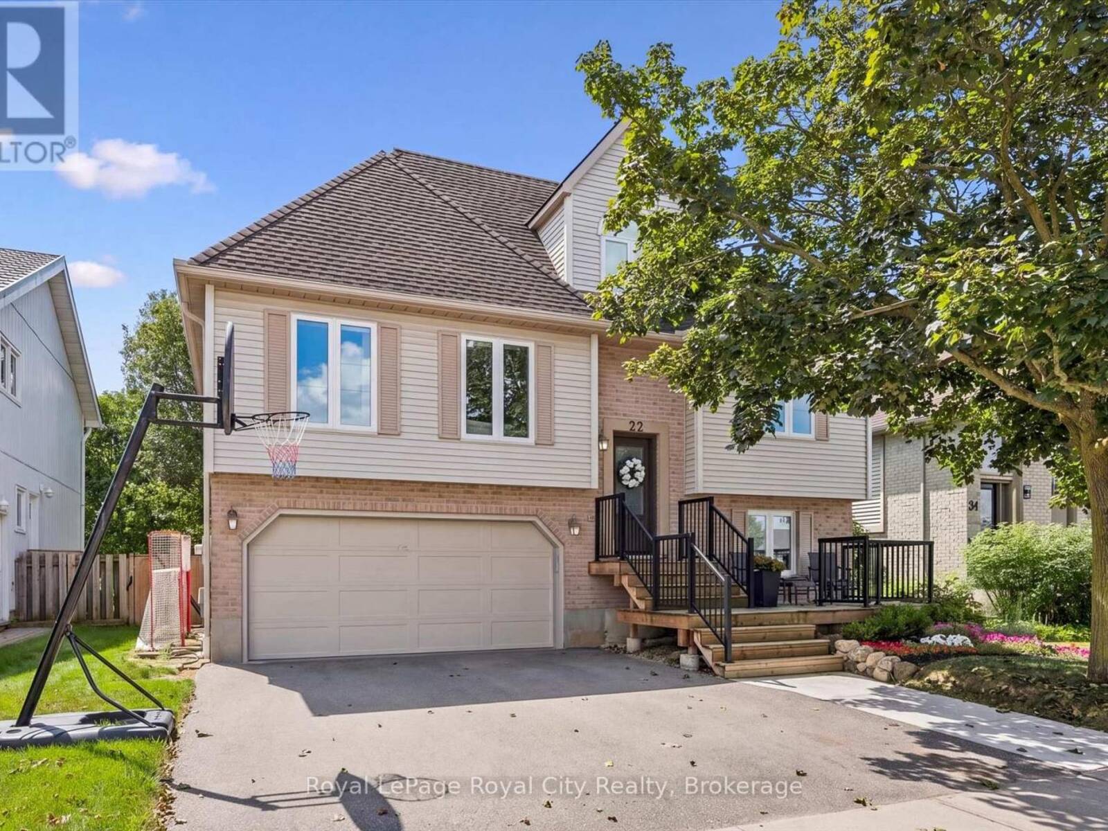 22 PACIFIC PLACE, Guelph, Ontario N1G 4R6