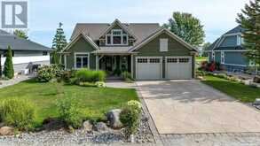 133 EAST RIDGE DRIVE | Thornbury Ontario | Slide Image Three