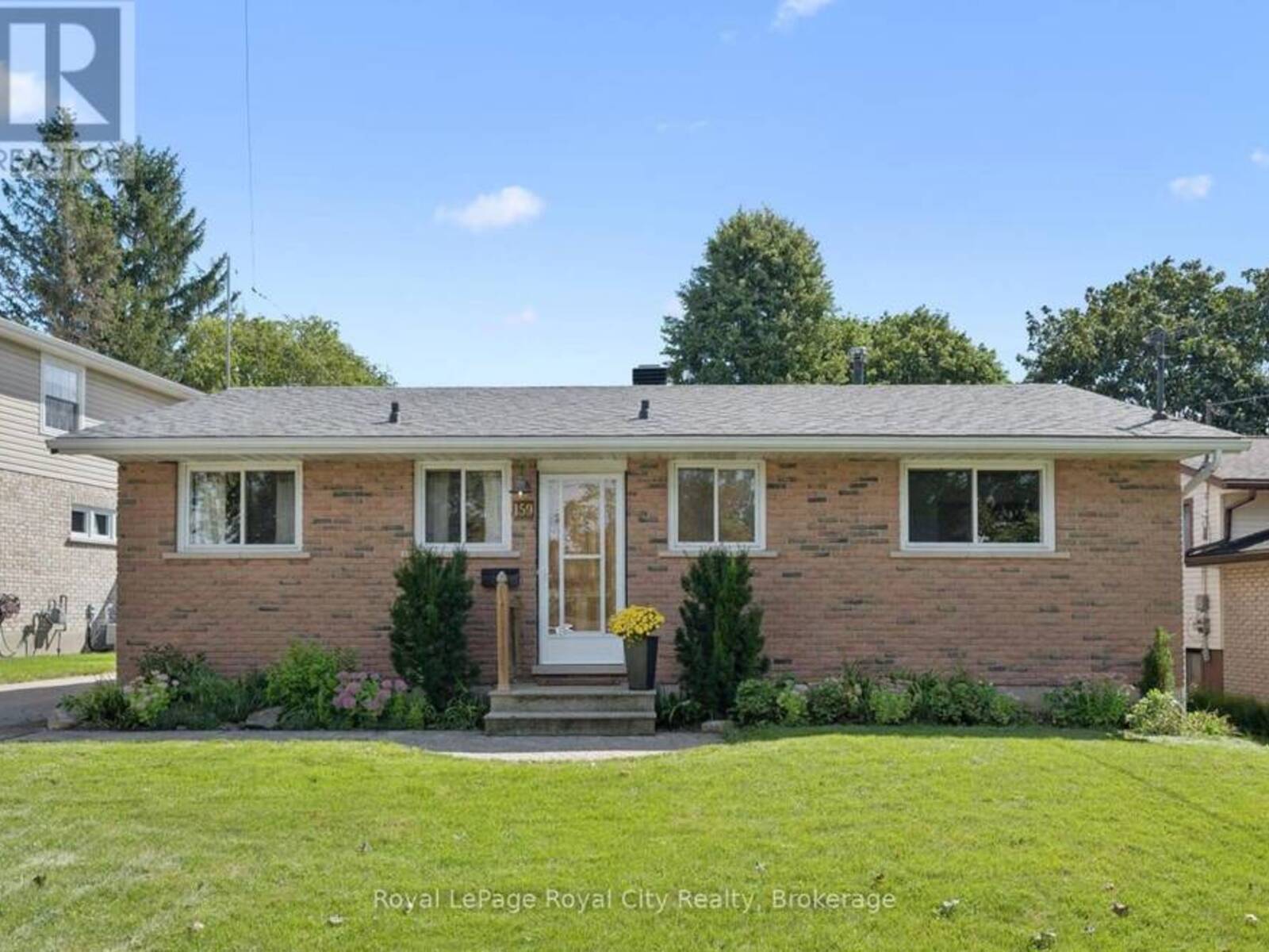 159 COUNTRY CLUB DRIVE, Guelph, Ontario N1E 3K8