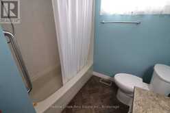 21 SUNCOAST DRIVE W | Goderich Ontario | Slide Image Fifteen