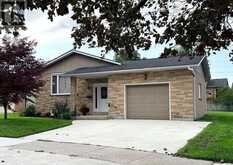 21 SUNCOAST DRIVE W | Goderich Ontario | Slide Image Two