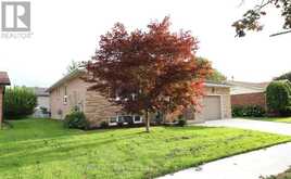 21 SUNCOAST DRIVE W | Goderich Ontario | Slide Image Thirty-two