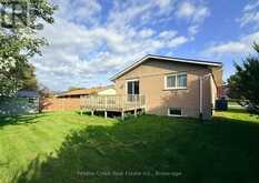 21 SUNCOAST DRIVE W | Goderich Ontario | Slide Image Thirty-three