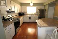 21 SUNCOAST DRIVE W | Goderich Ontario | Slide Image Eight