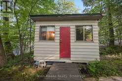 8 FARLAIN LAKE ROAD E | Tiny Ontario | Slide Image Thirty-six