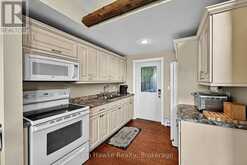 8 FARLAIN LAKE ROAD E | Tiny Ontario | Slide Image Eight