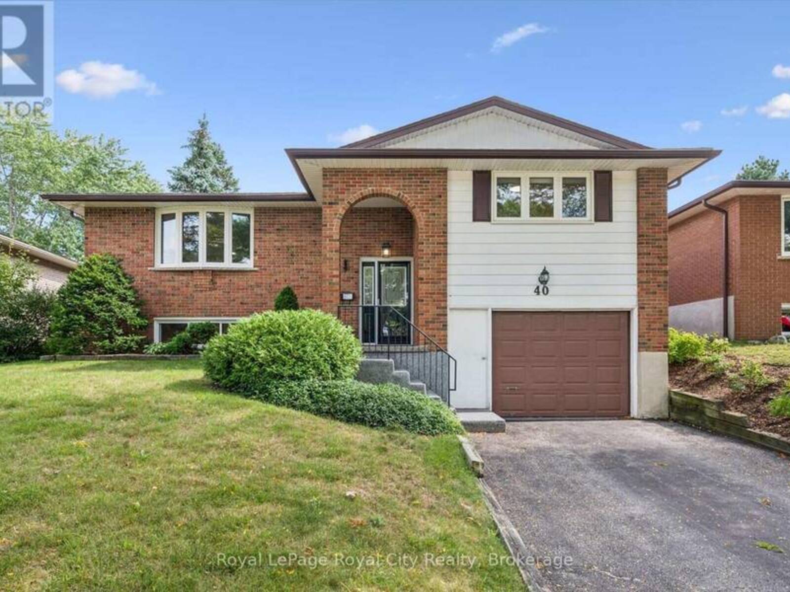 40 BISHOP COURT, Guelph, Ontario N1G 2R9