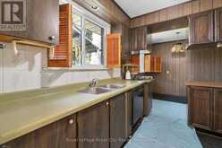 16 HEATHER COURT | Halton Hills Ontario | Slide Image Nine