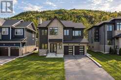 116 DOROTHY DRIVE | The Blue Mountains Ontario | Slide Image One
