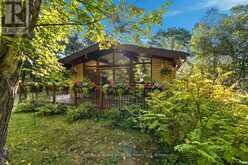 10 MAGOR DRIVE | Rosseau Ontario | Slide Image Thirty-one