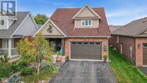 29 WILLIAMS STREET | Collingwood Ontario | Slide Image One