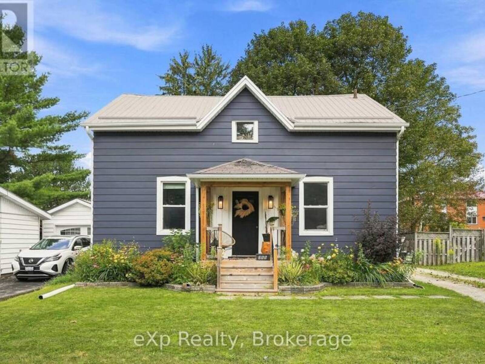 255 WATERLOO STREET, Mount Forest, Ontario N0G 2L3