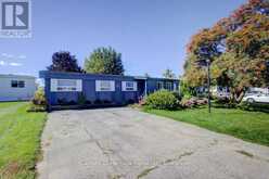 52 FAIRVIEW CRESCENT | Listowel Ontario | Slide Image Two