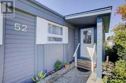 52 FAIRVIEW CRESCENT | Listowel Ontario | Slide Image Three