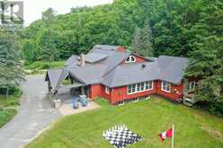 848 CLEARWATER LAKE ROAD | Huntsville Ontario | Slide Image Seven