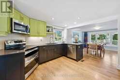 49 EDGEHILL DRIVE | Guelph Ontario | Slide Image Ten