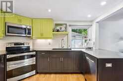49 EDGEHILL DRIVE | Guelph Ontario | Slide Image Eleven