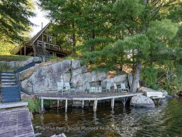 22 MARINE DRIVE McKellar Ontario, P2A 0B4 - 4 Bedrooms Waterfront Home For sale