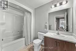 27 ROBERTSON DRIVE | Stratford Ontario | Slide Image Thirty