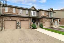 27 ROBERTSON DRIVE | Stratford Ontario | Slide Image Six