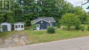 260 VIOLET STREET | Gravenhurst Ontario | Slide Image One