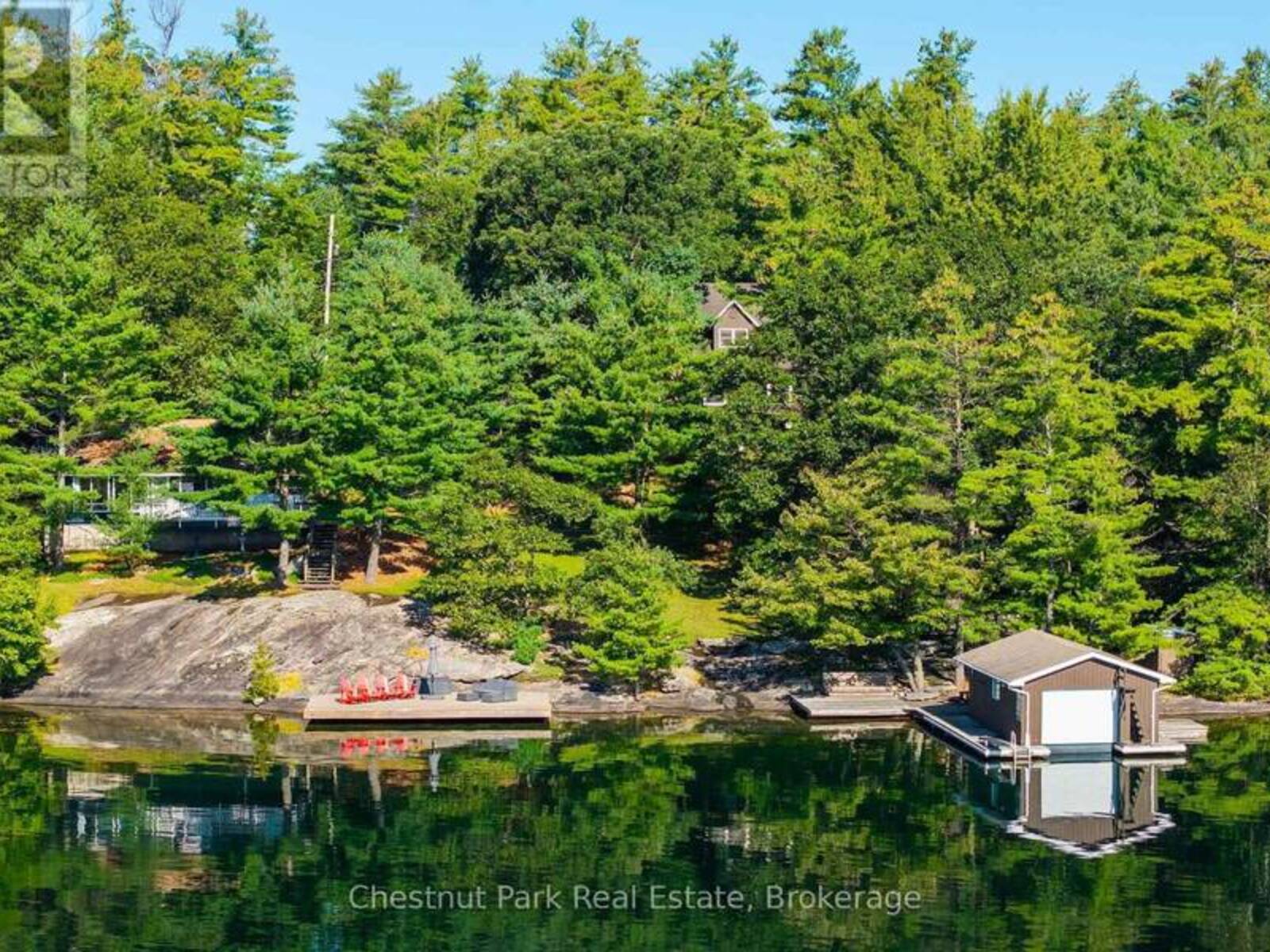 9-11 KENOZHA ROAD, Rosseau, Ontario P0C 1J0